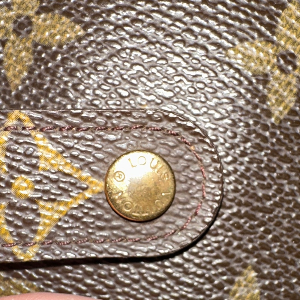 Vintage Louis Vuitton Bifold Wallet - Picture 16 of 16